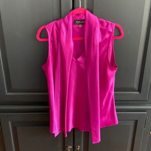 Light purple blouse goes with everything Size Large